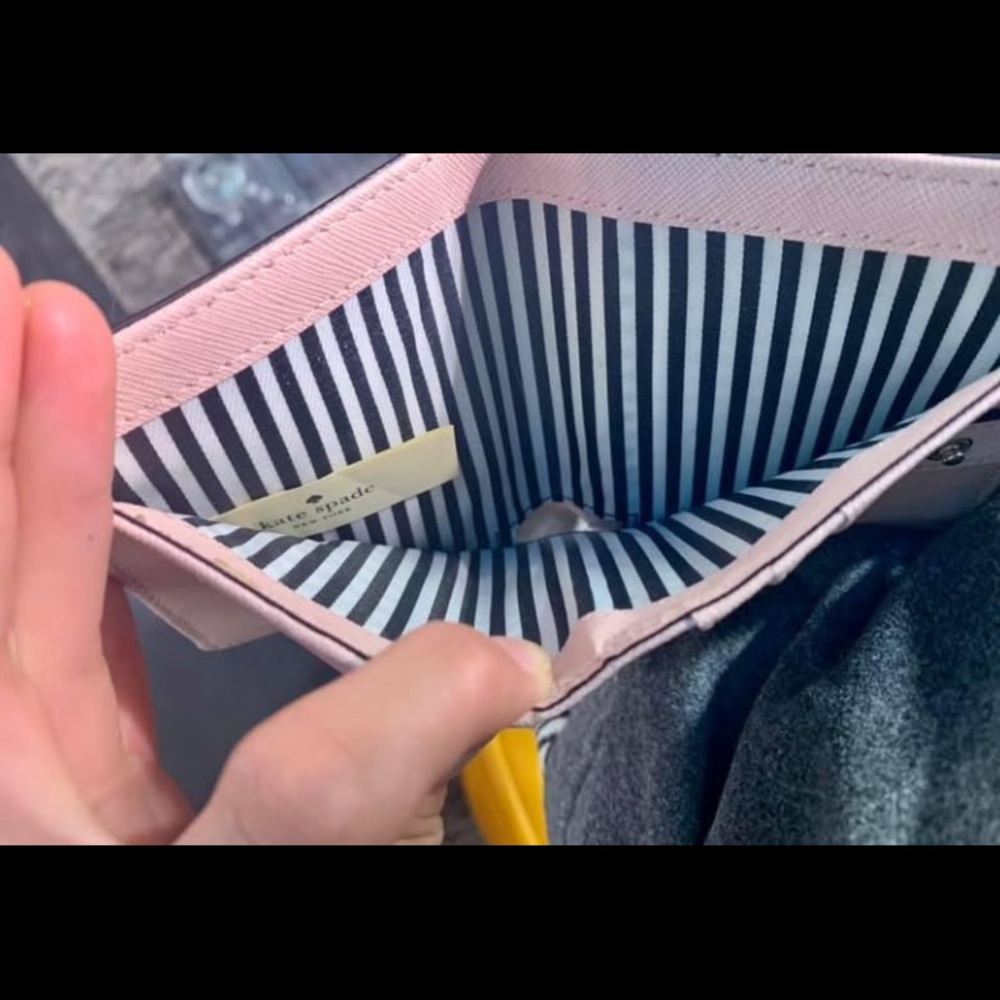 Kate Spade Wallet - Picture 4 of 6